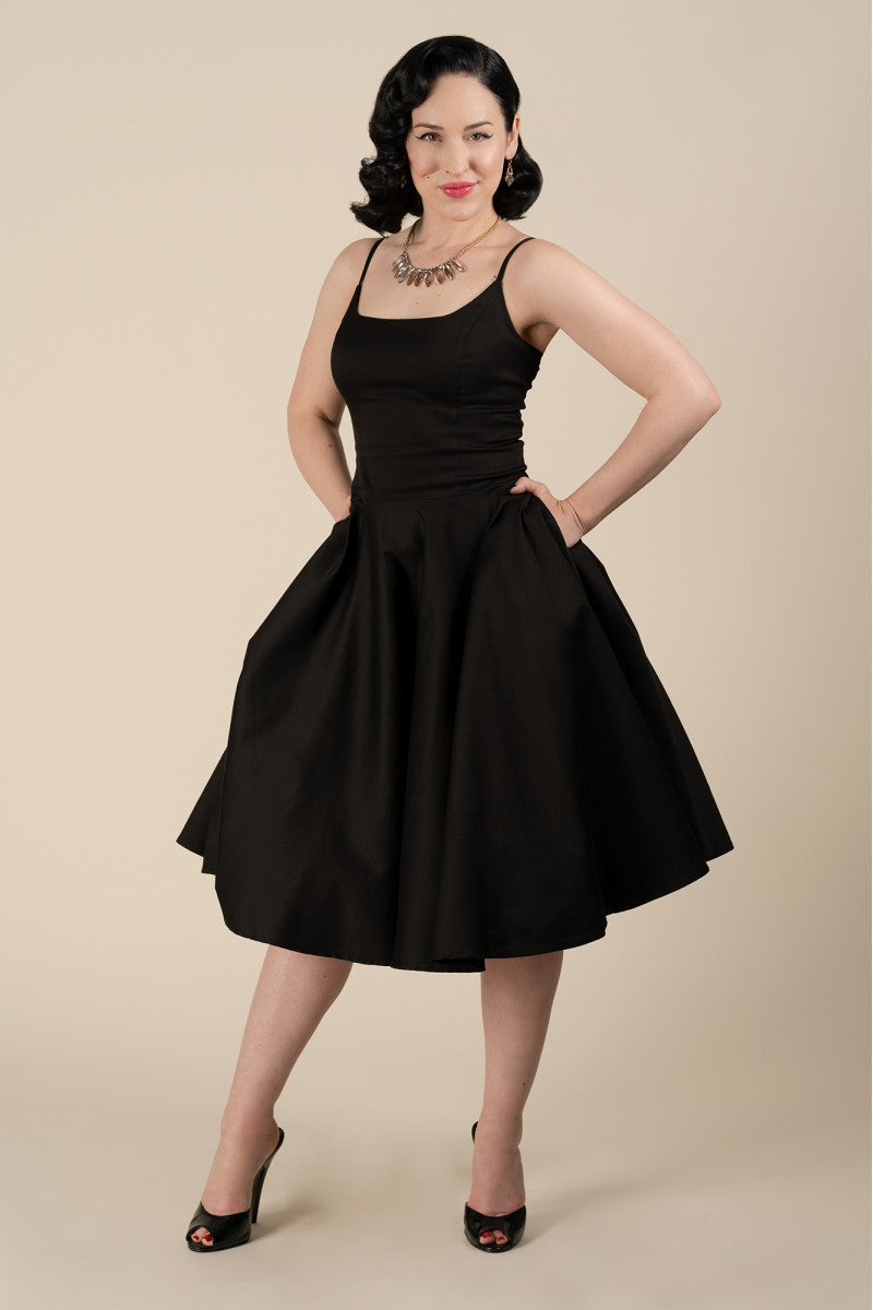Peggy Retro Circle Dress in Black