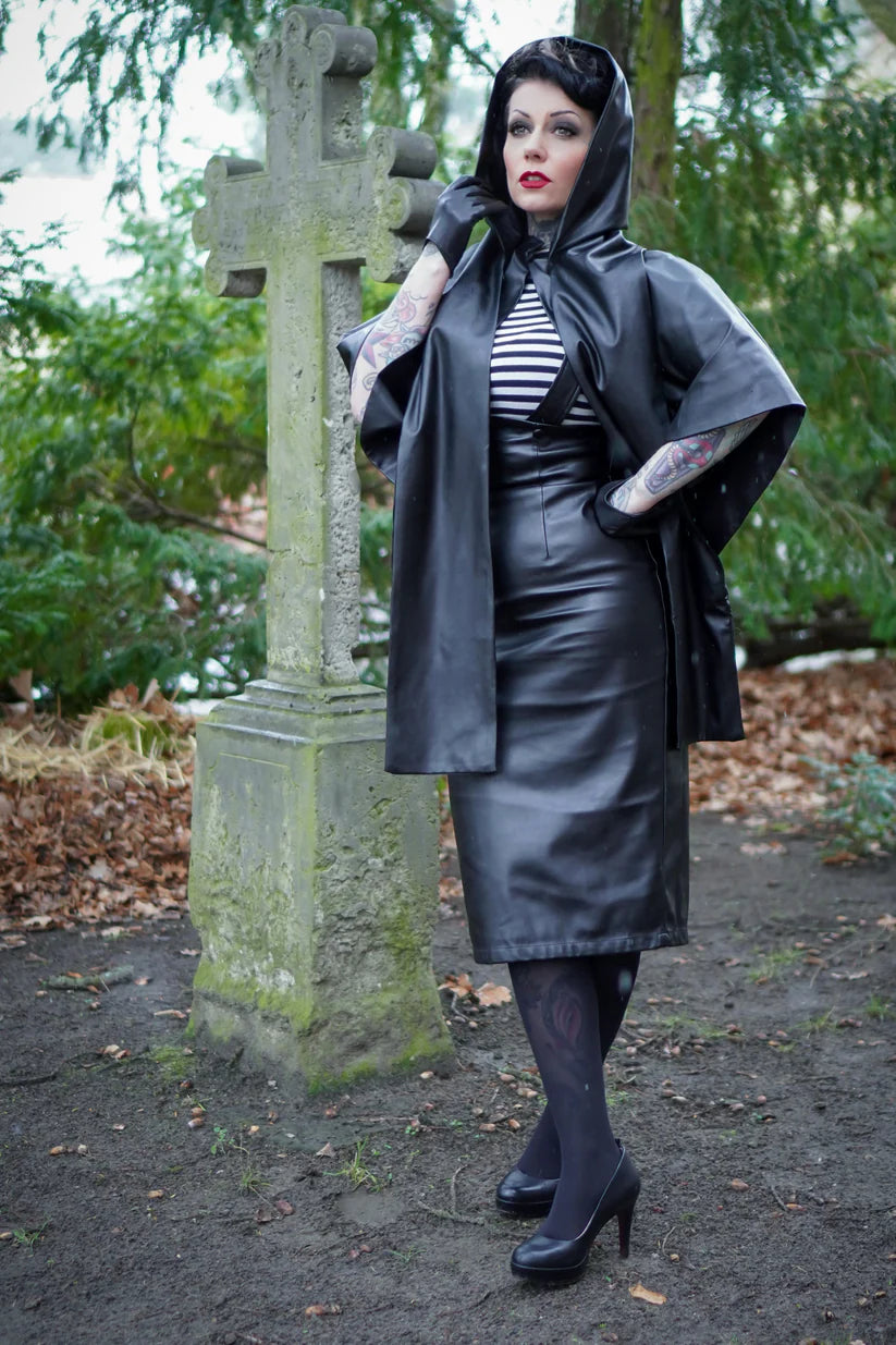 Vegan Leather Caplet in Black